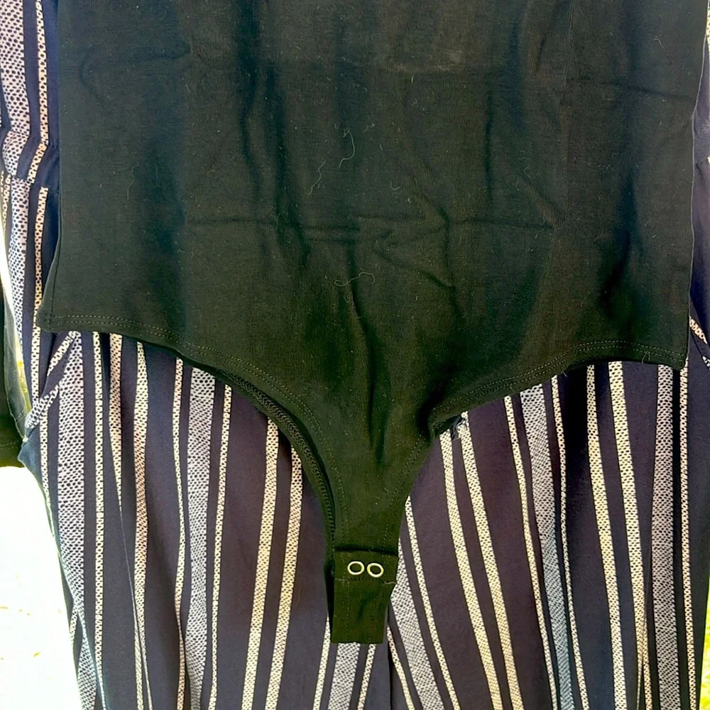 Top - Picture 4 of 5
